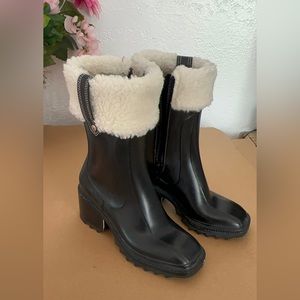 Like New INC rain boots